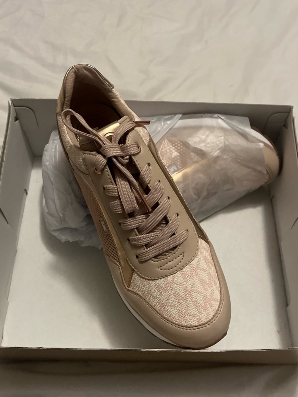 Women's Neutral Blush Lace-Up Fashion Sneakers